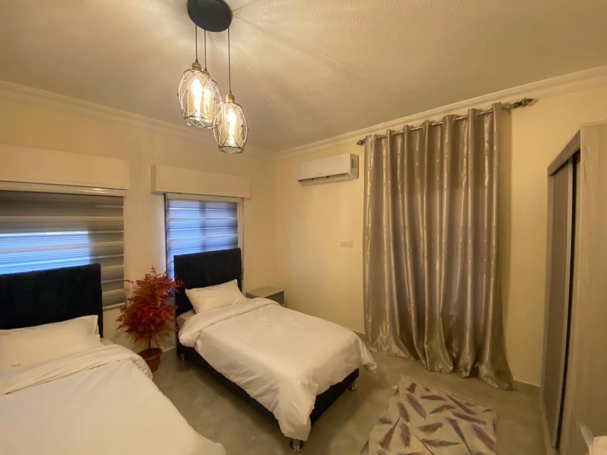 Lovely 3-Bedrooms Rental Unit Акаба Екстериор снимка