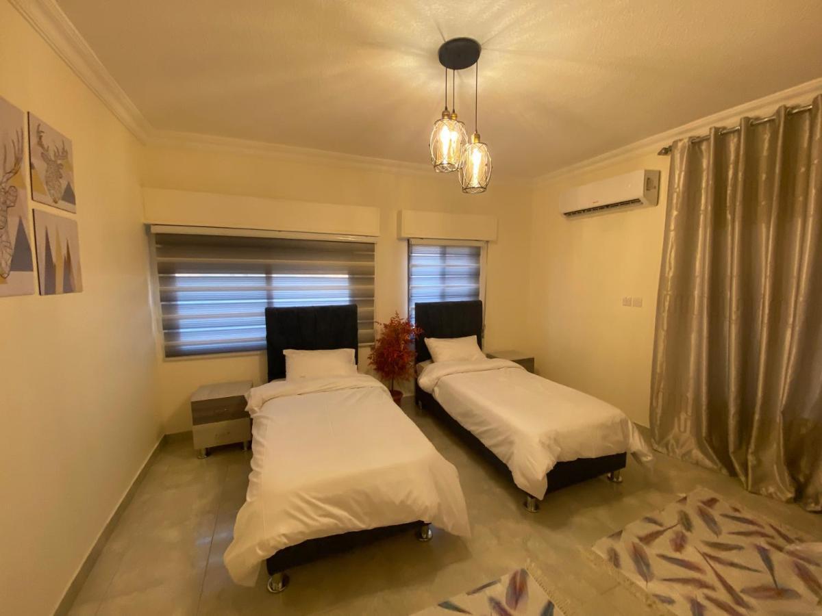 Lovely 3-Bedrooms Rental Unit Акаба Екстериор снимка