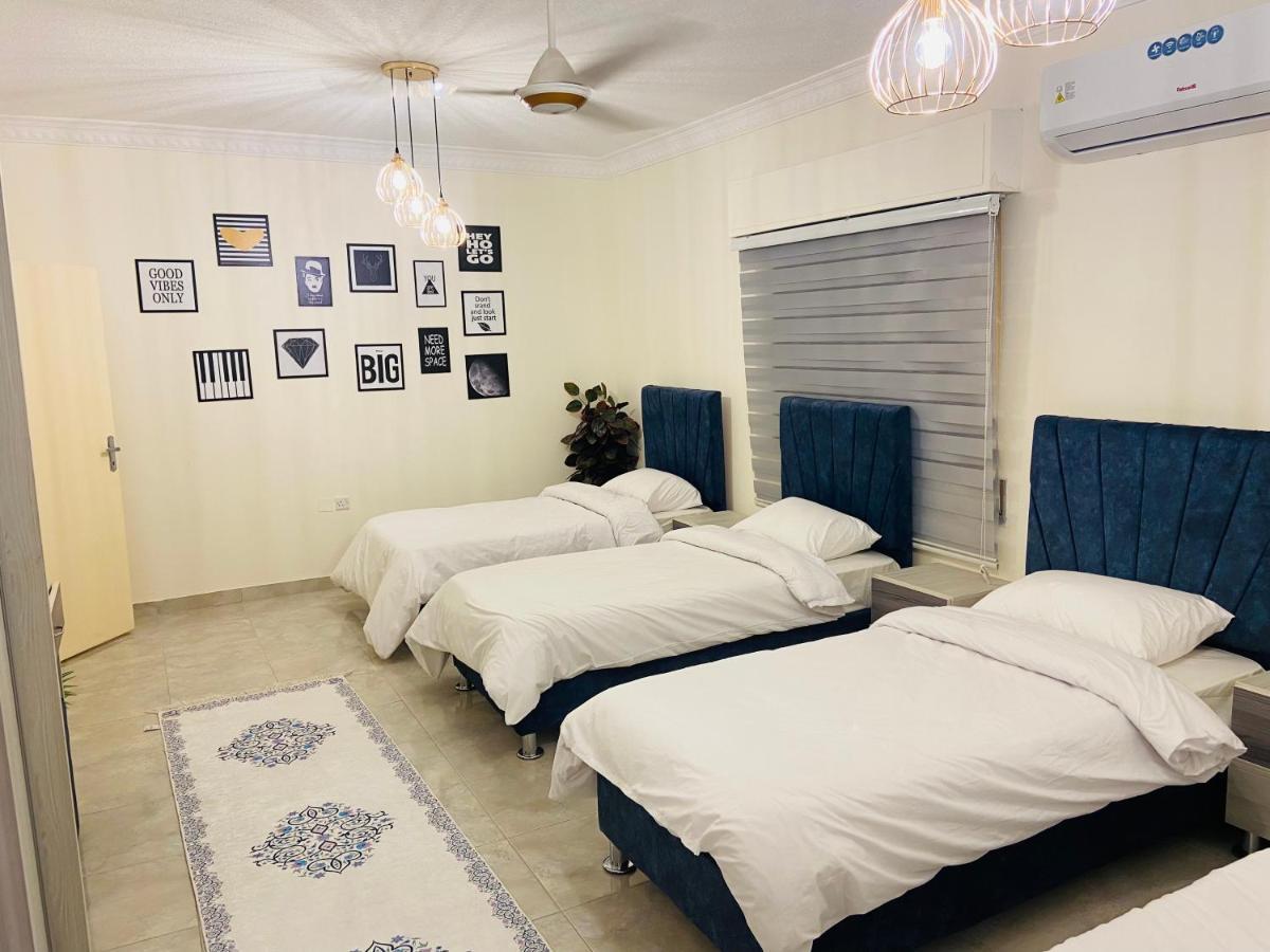 Lovely 3-Bedrooms Rental Unit Акаба Екстериор снимка